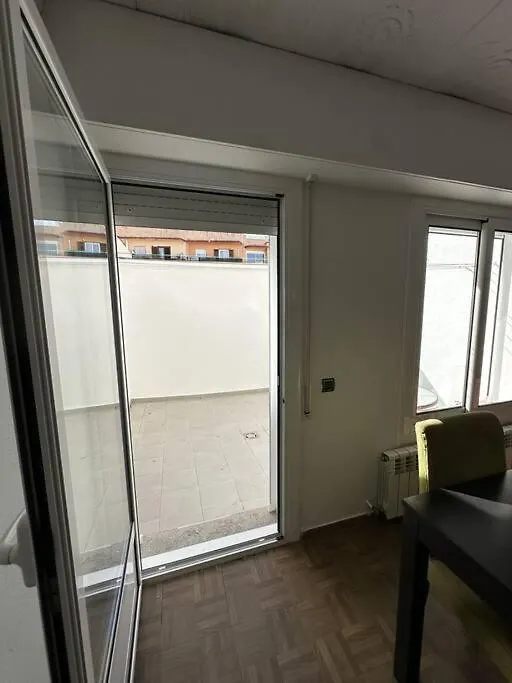 Apartamento Familiar Poeta Marquina Roses
