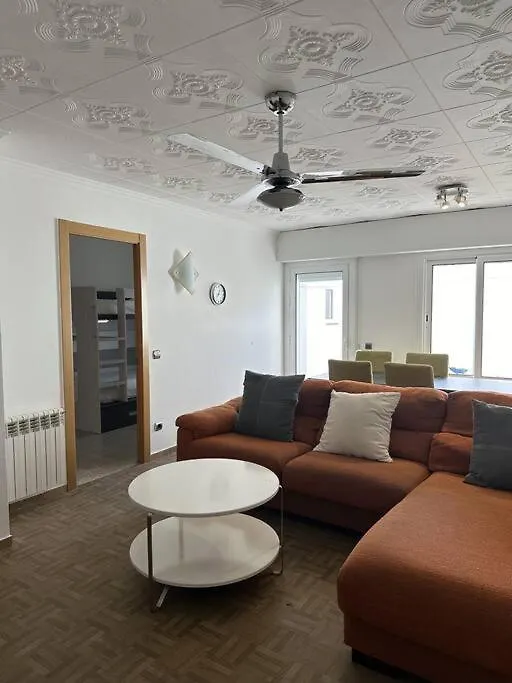Apartamento Familiar Poeta Marquina Roses